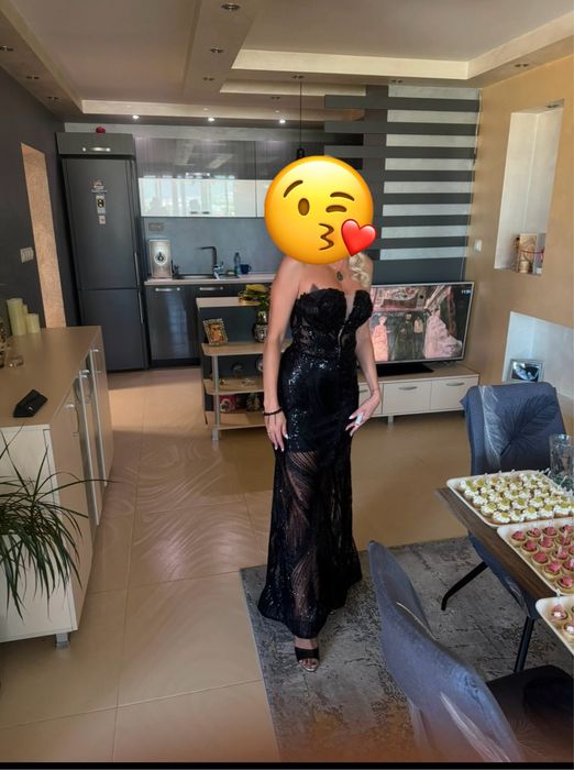 Черна официална рокля