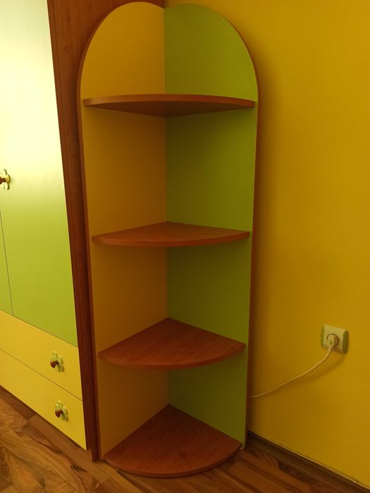 Юношеско обзавеждане