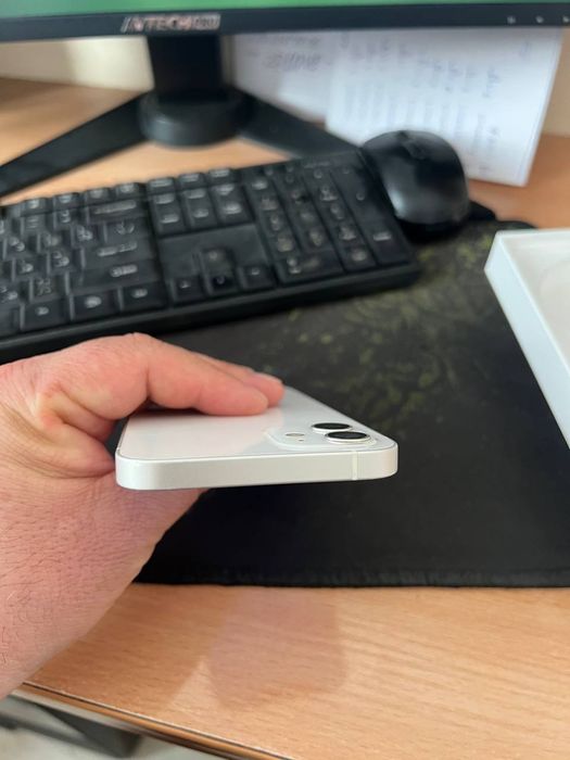 iPhone 12 White 64GB