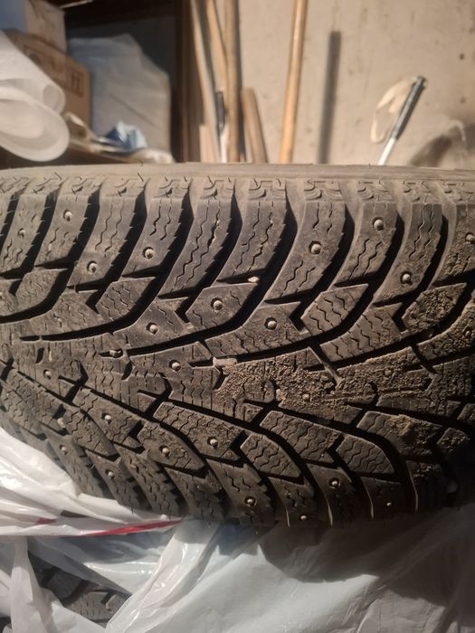 Maxxis 4 шины, шипы 80000т