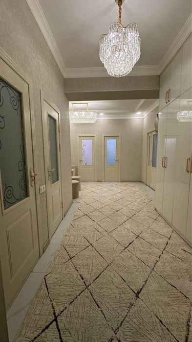 Продается Квартира  Алмазаский район, улица Нурафшон Ривейра 3/5/9