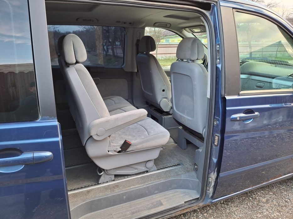 Dezmembrez Mercedes Viano 2,2cdi automat