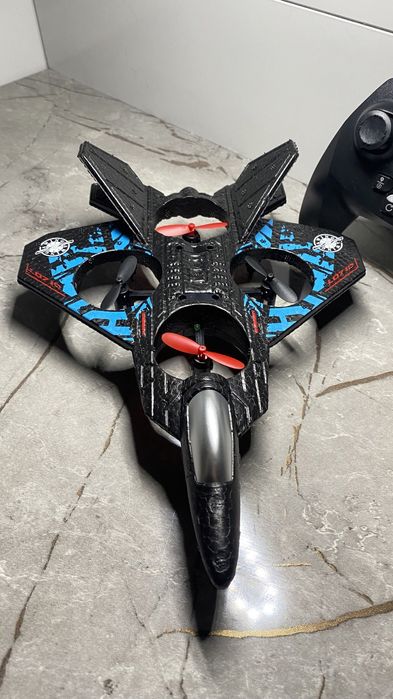 Радиоуправляемый самалет L0712