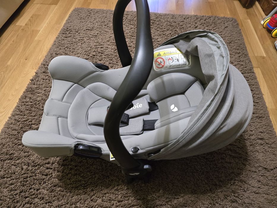 Carucior Joie Versatrax 3 in 1 + sac carucior Nuna cadou