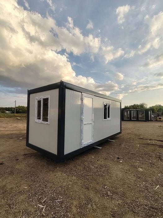 Vând containere modulare