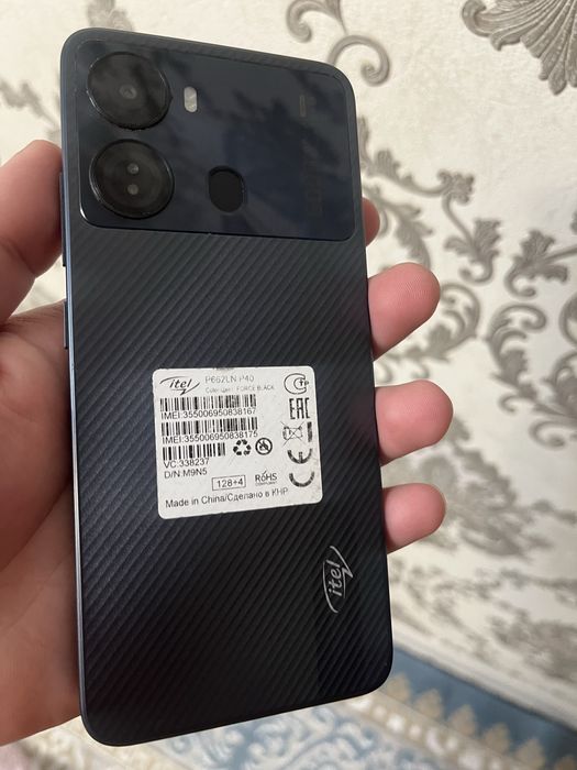 Продам itel P40 4/128 ГБ