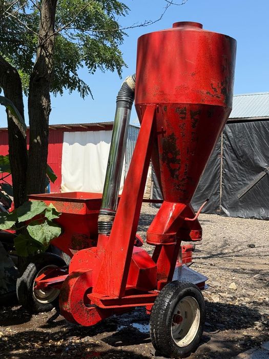 Moara ciclon Seko pe cardan