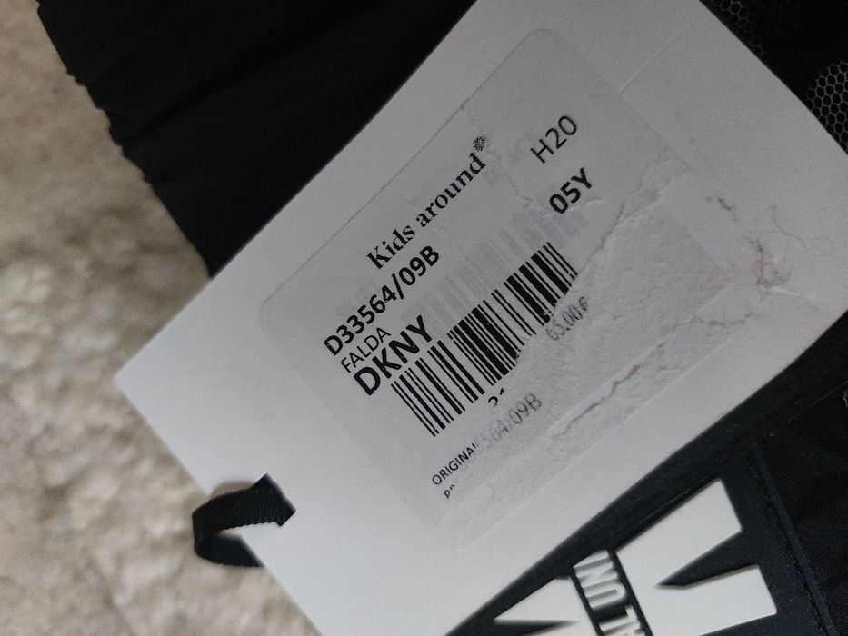 Fusta fete 5 ani, autentica,DKNY
