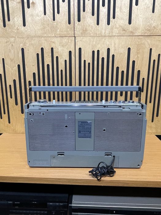 Radio casetofon boombox sanyo reconditionat si perfect functional