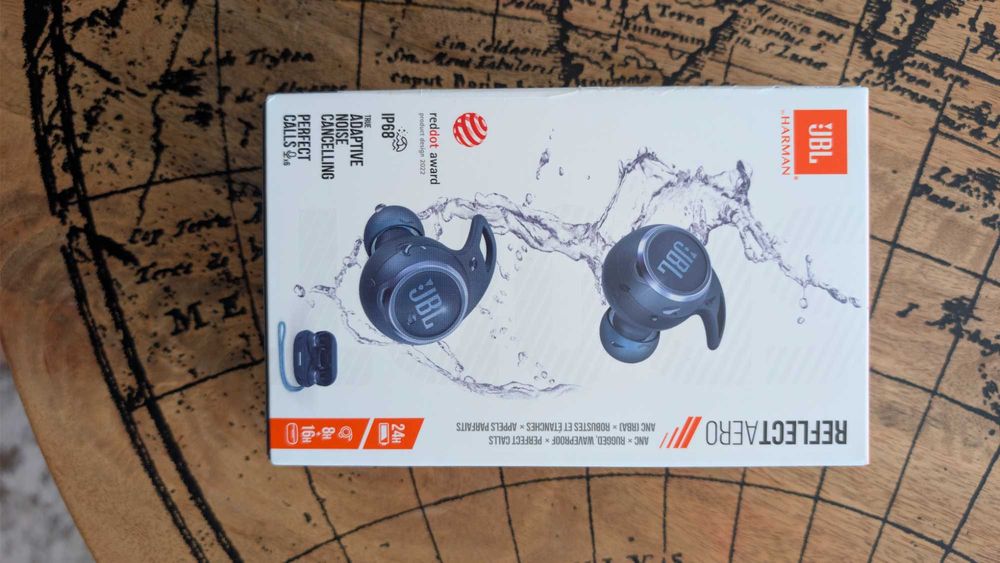 Аудио слушалки In-Ear JBL Reflect Aero TWS.