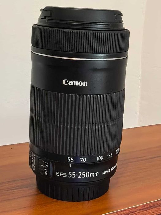 Obiectiv Canon EF-S 55-250mm f/4-5.6 IS STM