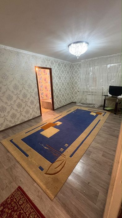 3-21/2-2 кв 3 бөлме дүниесімен жалға беріледі.