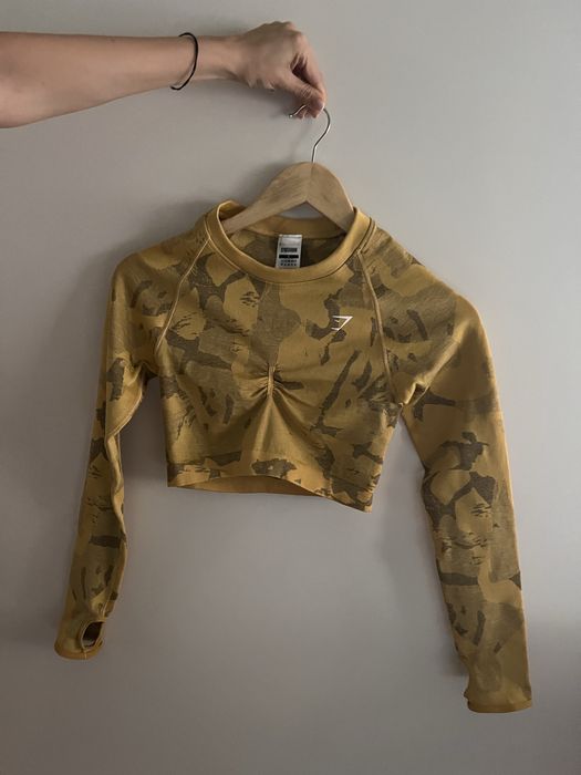 Gymshark топ с дълги ръкави S размер