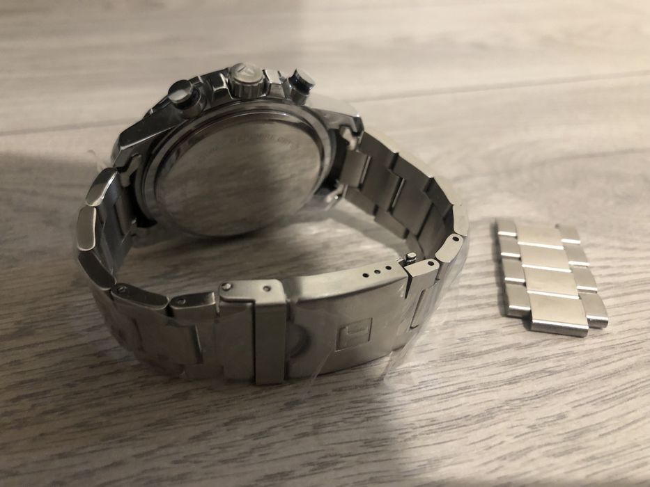 Продам мужские часы Tissot