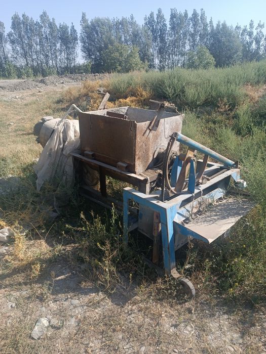 Blok aparat sotiladi