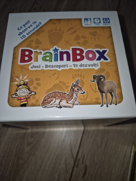2x brain box Vârstă min 5 ani
5 ani
Numarul minim de jucatori:
1
Durata medie:
10 min
Brand:
Asmodee
Colectie:
Brainbox
Limba jocului:
Romana