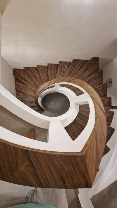 Продается квартира Дуплекс на Яккасарайском районе 5 комнат этажи 9-10