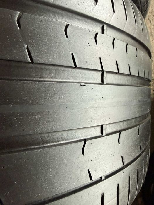 # 2x Anvelope Vara 315/35 R20 runflat - Pirelli P Zero RSC cu steluta BMW
