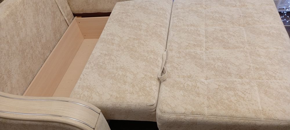 Продам раскладной диванчик, 1.5 м ширина