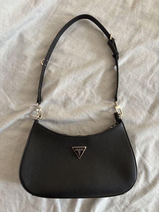Дамска чанта Guess