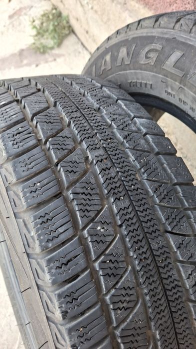 2шт Зимняя шина R15, отличное состояние