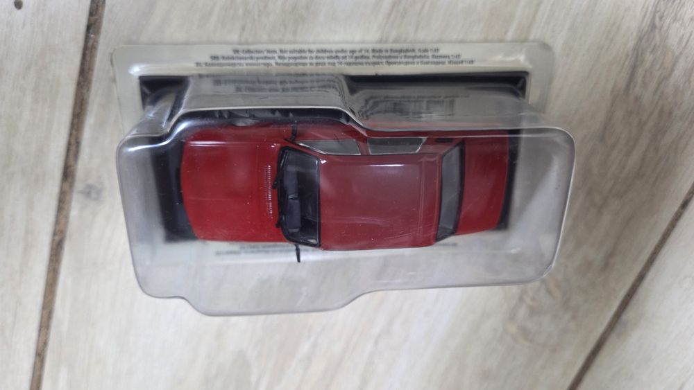 Machetal Dacia 1310 TLX rosie 1:43