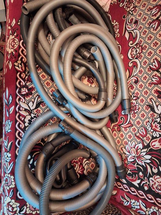 Продам шланги от пылесоса.