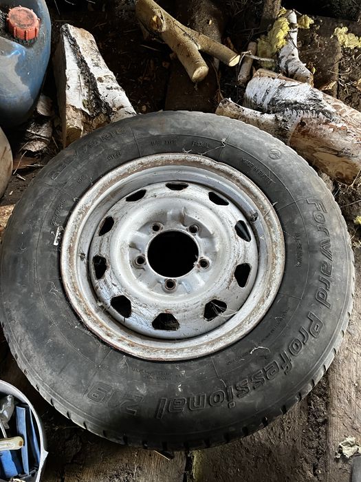 Продам колесо на т-40.