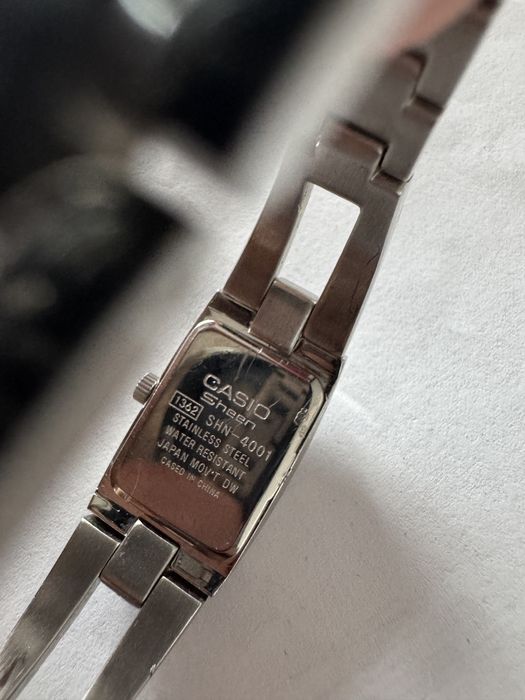 vand ceas dama casio