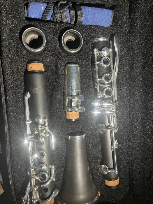 Clarinet thoman in stare imbecabila folosit de 3 ori