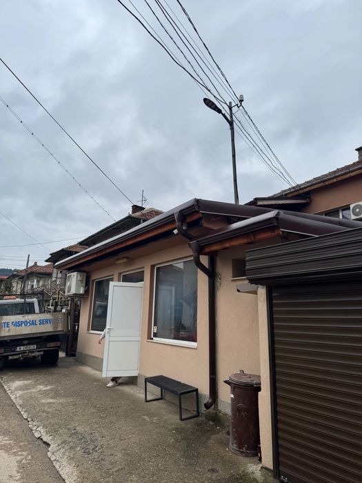 Покриви/Безшевни улуци/Обшивки