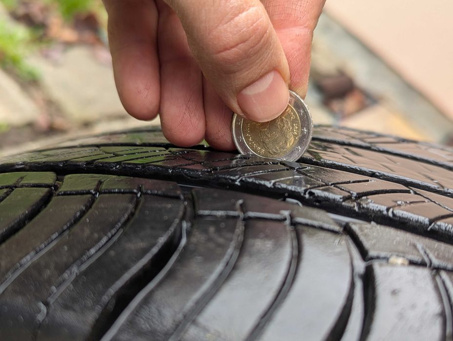 Michelin Latitude Tour HP 235 55 19