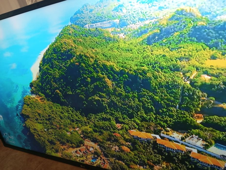 Продам SMART телевизор LG49LH590V 4К диагональ 124см