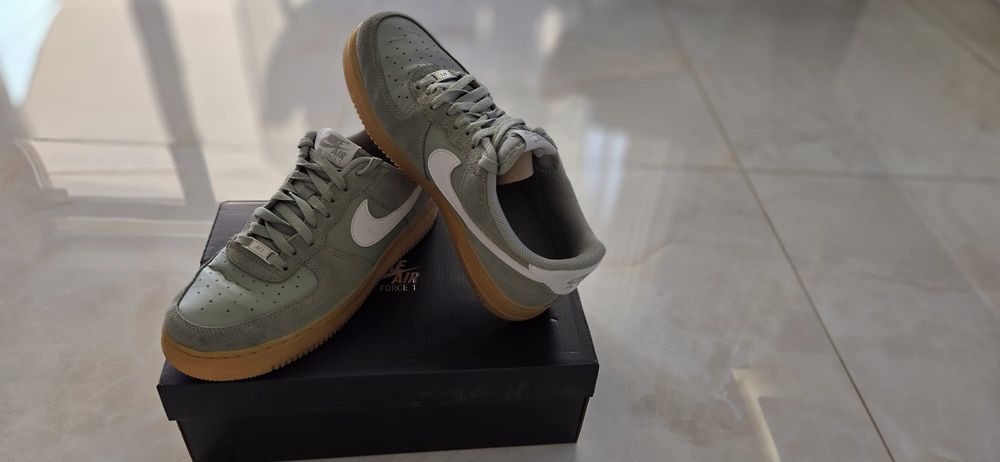 Nike Air Force 1 ’07 LV8 – mărimea 43