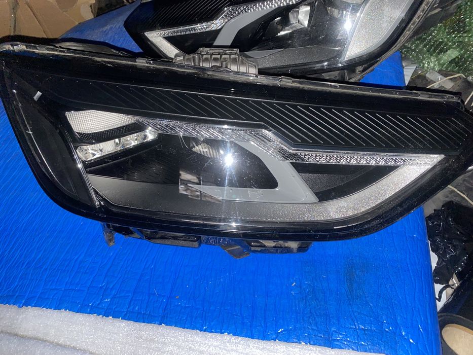Far Audi A4 B9 8W facelift 2020 - 2023 faruri stanga dreapta