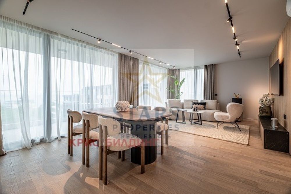 Продажба 3-стаен гр. Варна - к.к. Св.Св. Константин и Елена 142m²