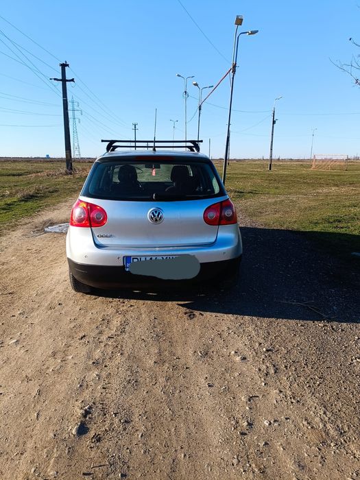 Vând VW GOLF 5,1.4cm,16V,an 2007
