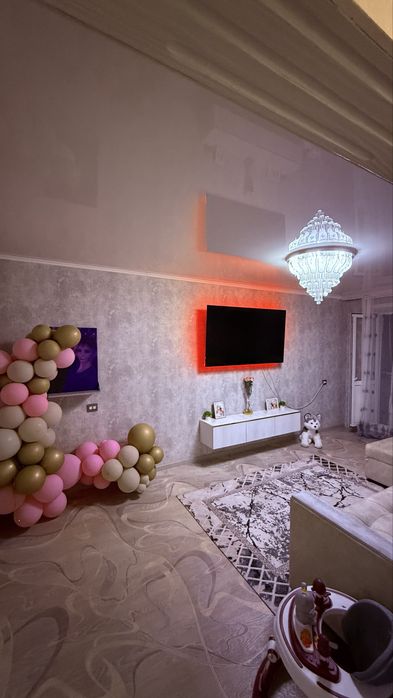 Продается квартира 2-х адрес 4 мкр 38 дом
