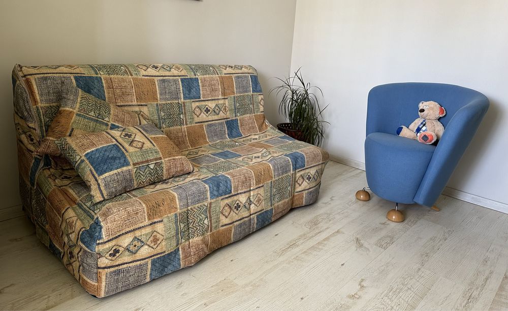 Диван с механизъм за разтягане - многоцветен- клик-клак система