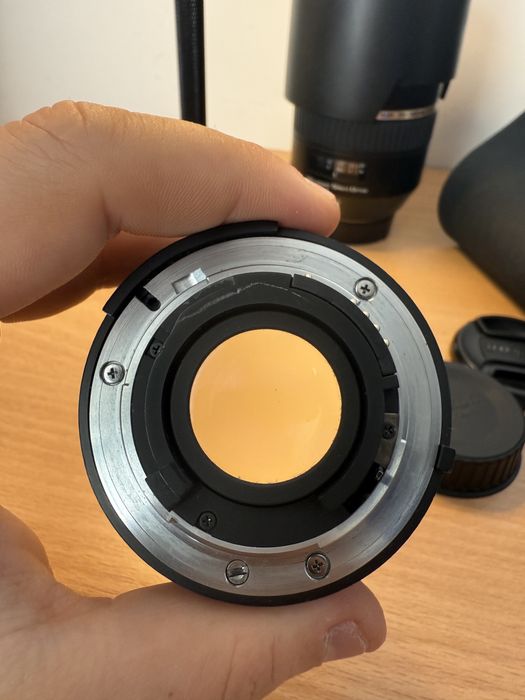 Vând obiectiv Nikon AF Nikkor 50mm f/1.8D, montură Nikon F.