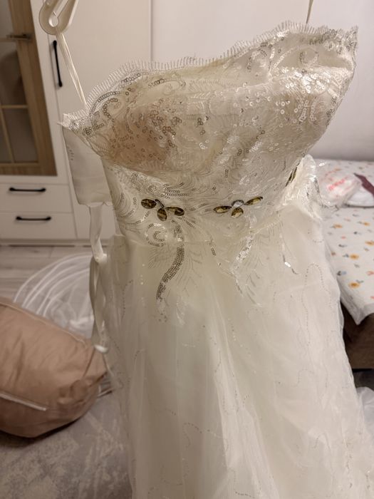 Продам свадебное платье
