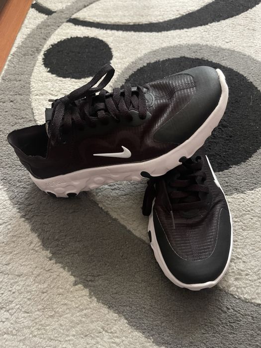 Adidasi nike barbati