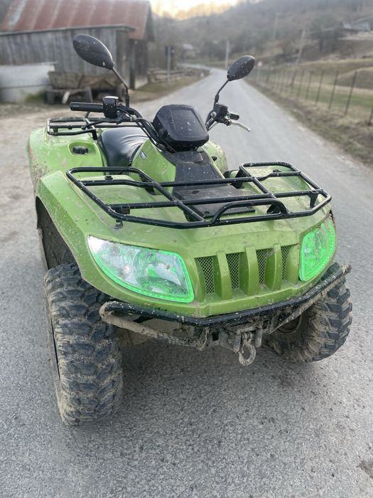 Vând atv Arctic Cat 550 EFI