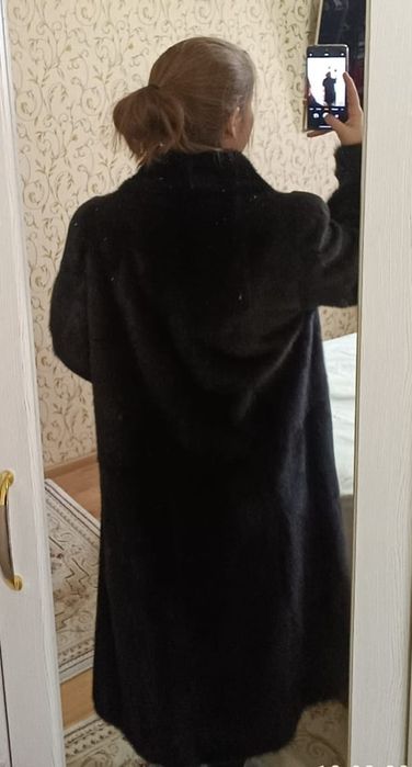 Продам шубу норковую