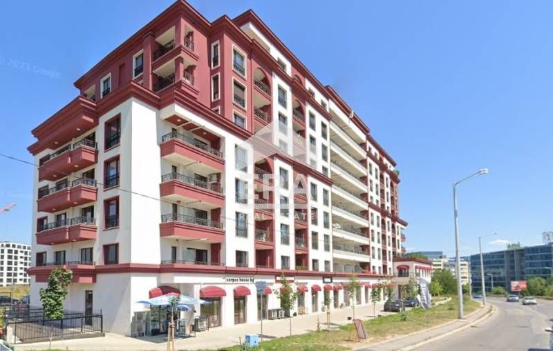 Магазин с 2 паркоместа под наем срещу Бизнес Парк Младост