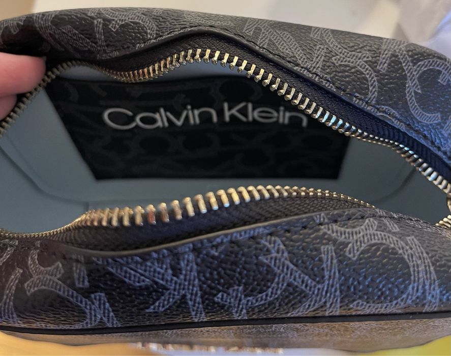 Geanta Calvin Klein