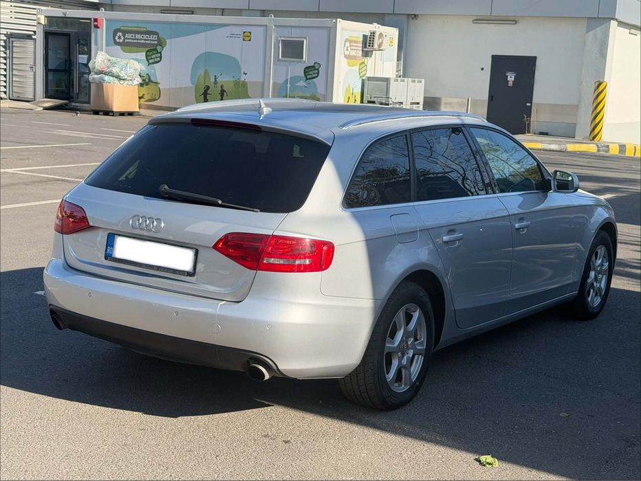 AUDI A4 2010 — imagine 4