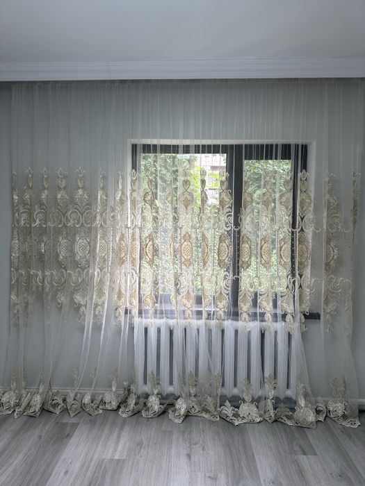 Продам тюль с вышивкой