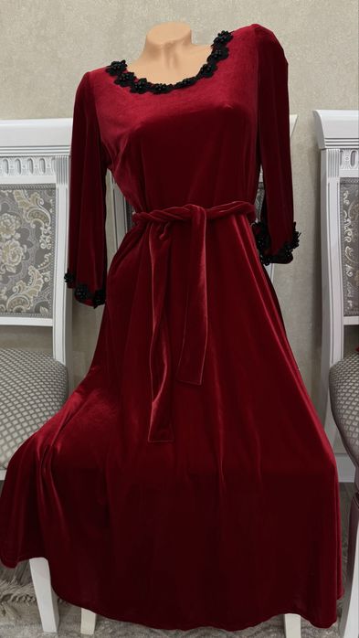 Срочно платье шикарное