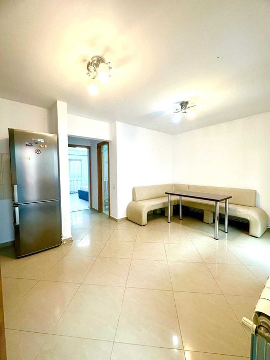 Apartament de închiriat 3 camere